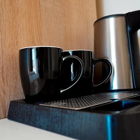 Ufo Center Отель *