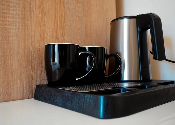 Ufo Center 호텔 티라나